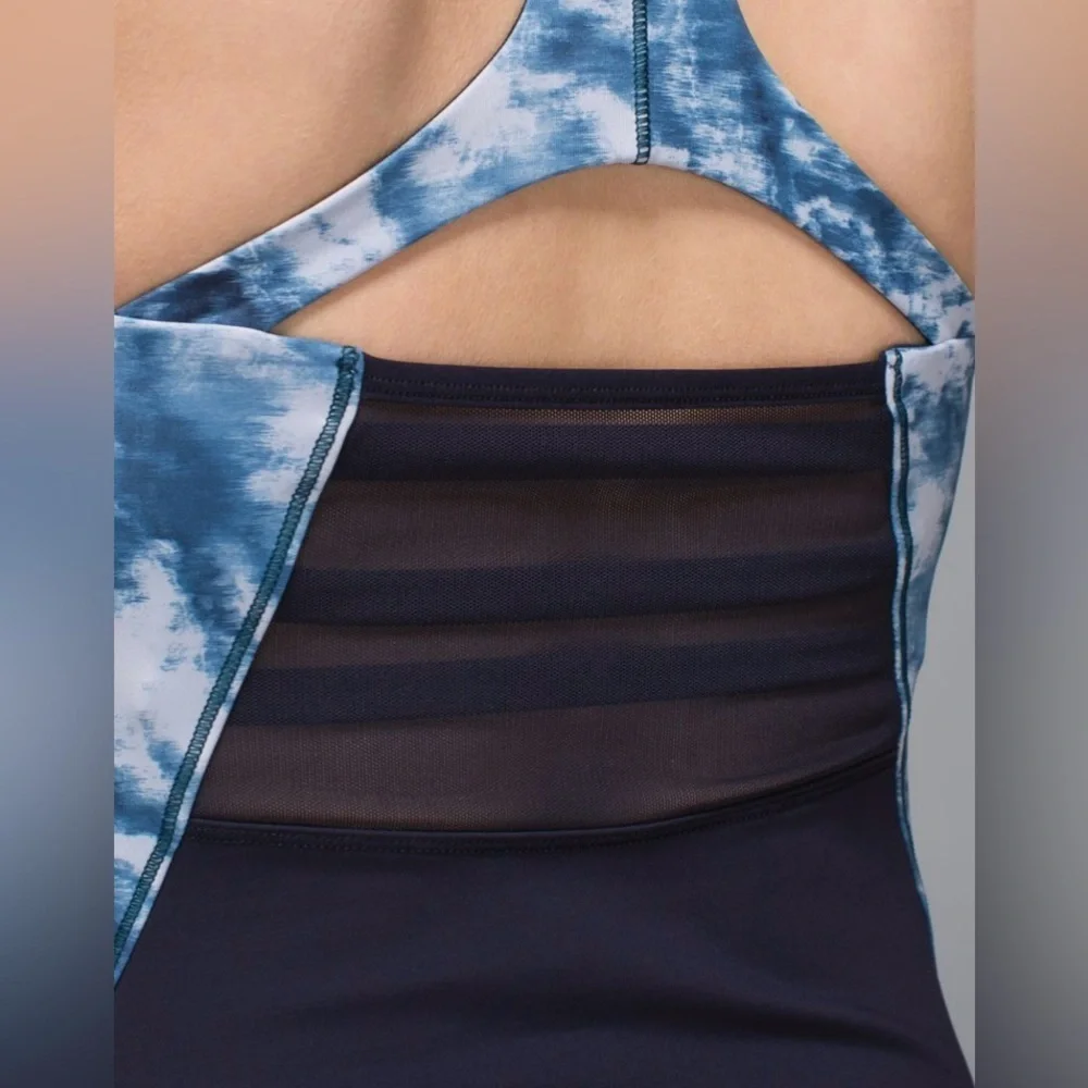 Lululemon Mesh With Me Tank Size 8